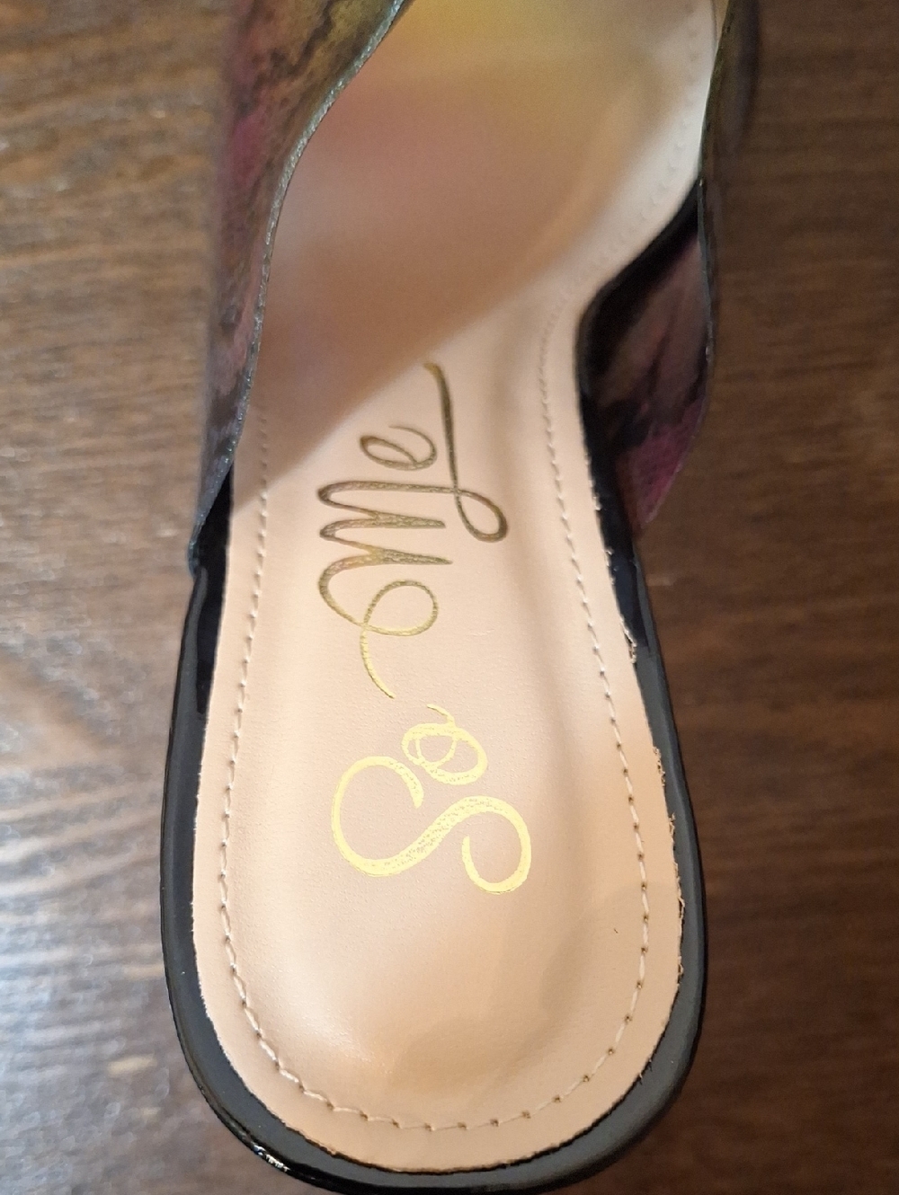 So Me Clear Heel Mule Sandals with Multicolor Snake Print Size 8 - Picture 10 of 11